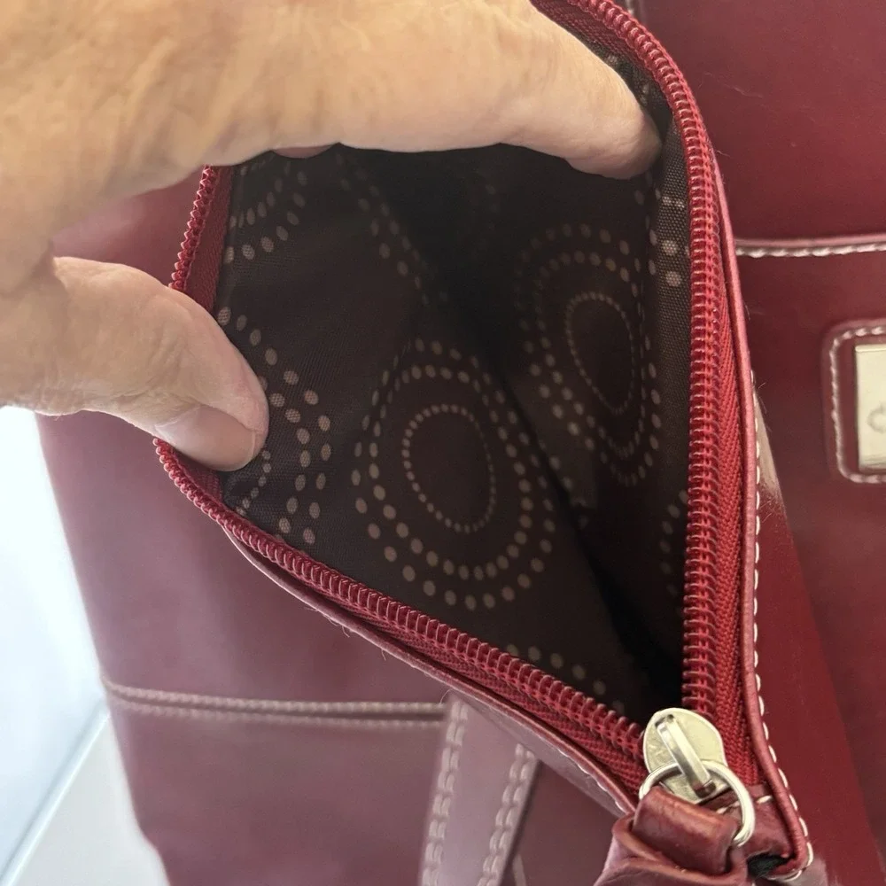 Franklin Covey Shoulder Bag Tote Burgundy Lap Top Multi-Compartment Career Work